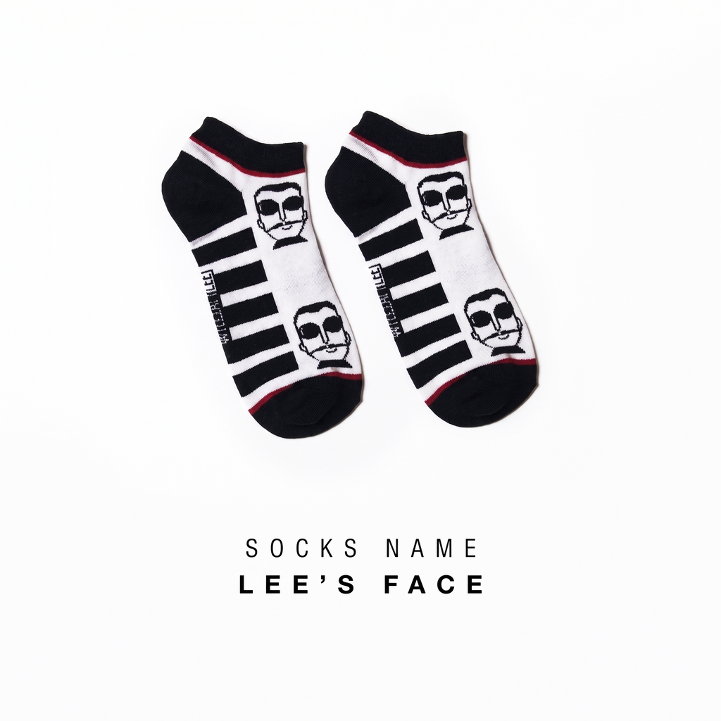 Short Socks ( Lee's face )